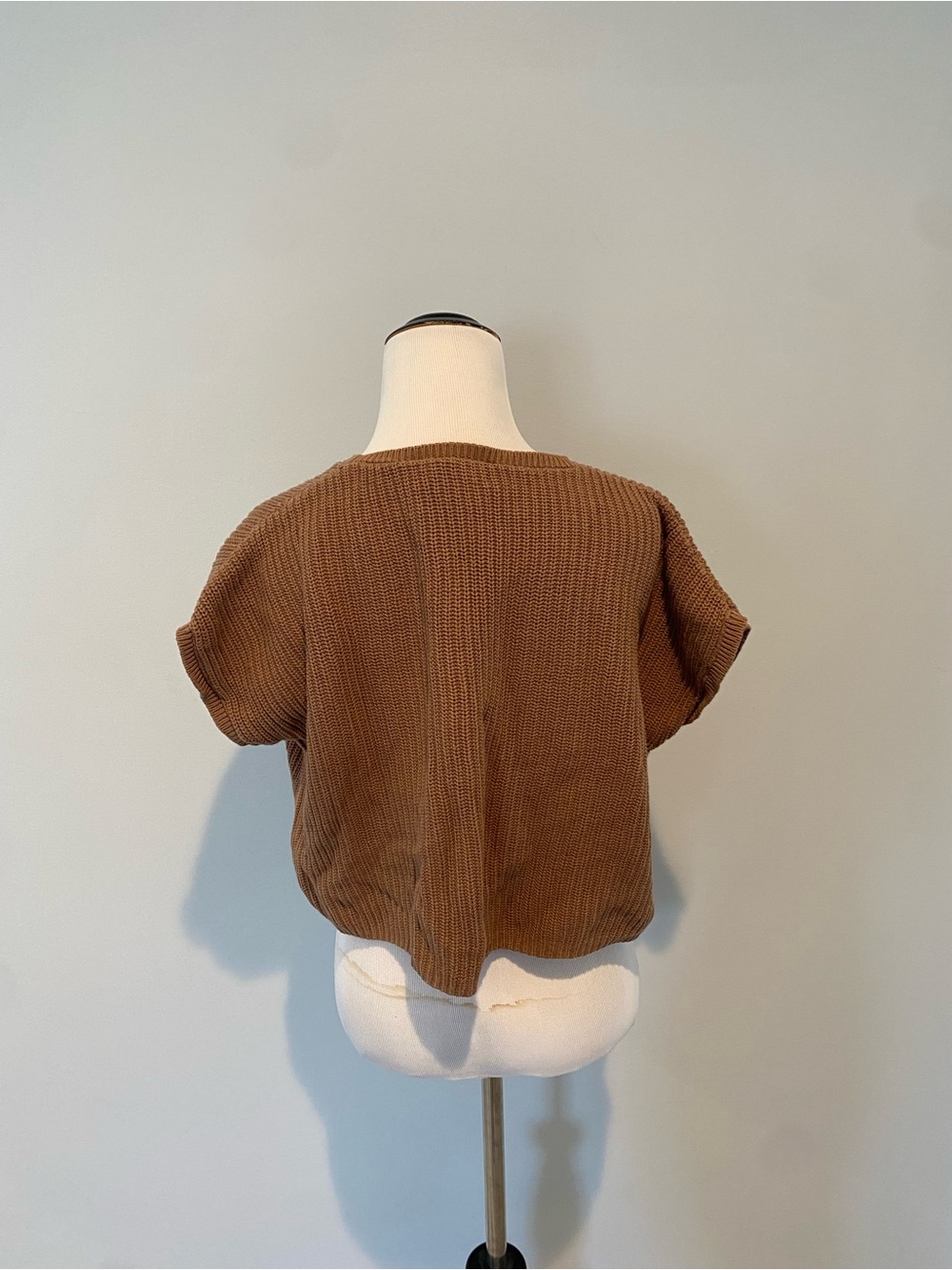 Vici Camel Brown Waffle-Knit Short Sleeve Sweater - Picture 3 of 4